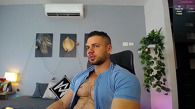 JeremyLowe online show from December 2024 04:57:02 PM