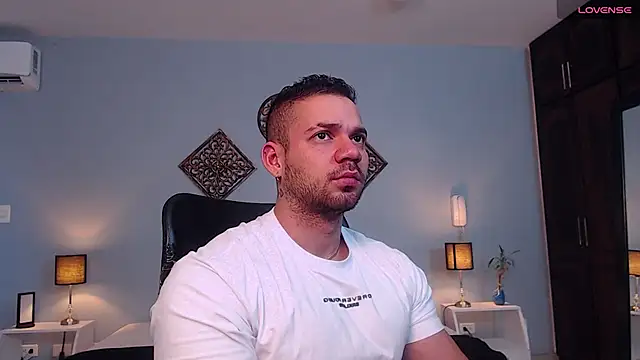 JeremyLowe online show from January 2025 01:20:01 PM