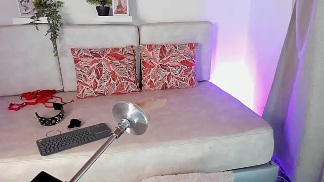 Malka Burning online show from February 2025 02:34:01 AM