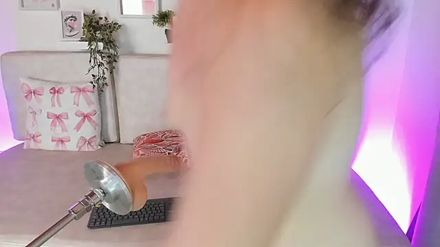 Malka Burning online show from March 2025 02:42:02 AM