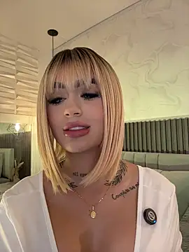 SOPHICARTERS online show from December 2025 11:19:01 AM