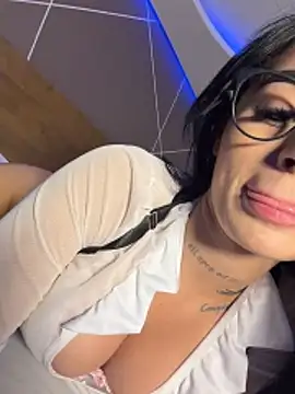 SOPHICARTERS online show from April 2026 03:13:01 PM