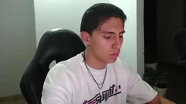 jay dimarco2 online show from September 2025 02:02:01 AM