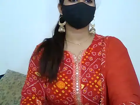 Snapshot of sparkling_queen chatting on February 2025 04:10:01 PM sparkling queen online show from February 2025 04:10:01 PM