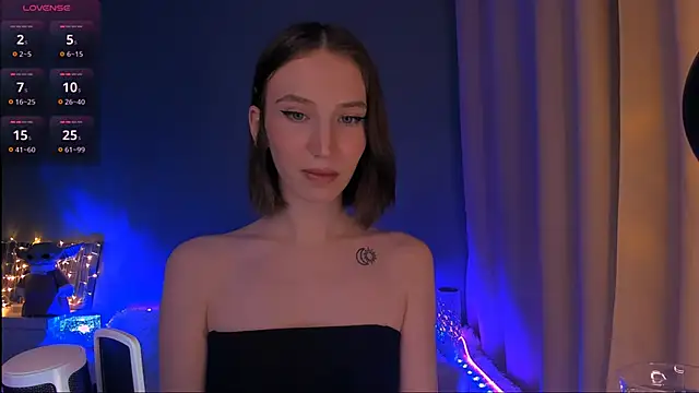 ellaamber online show from January 2025 09:37:01 PM