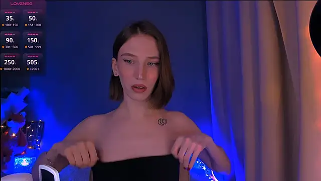 ellaamber online show from March 2025 02:42:02 AM