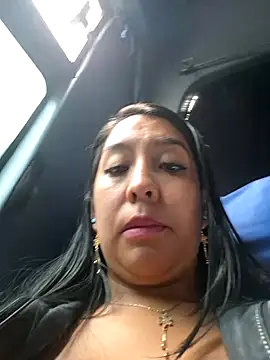 Bella keny online show from February 2025 03:32:01 PM