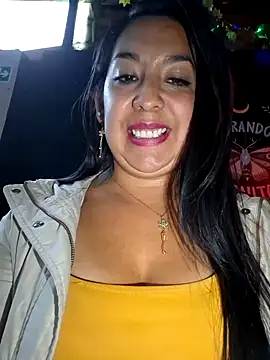 Bella keny online show from February 2025 10:39:01 PM