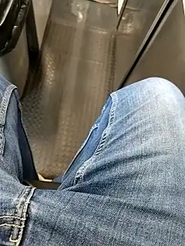 A man in public online show from January 2026 09:46:02 AM