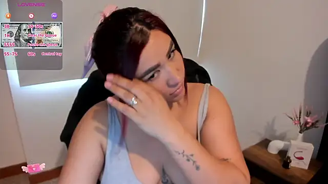 EmaGw online show from March 2025 07:54:01 PM