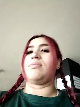 EmaGw online show from September 2025 08:55:02 PM