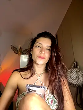 Snapshot of dakota_le chatting on October 2025 01:47:01 AM dakota le online show from October 2025 01:47:01 AM