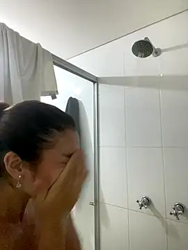 Snapshot of dakota_le chatting on October 2025 02:13:01 AM dakota le online show from October 2025 02:13:01 AM