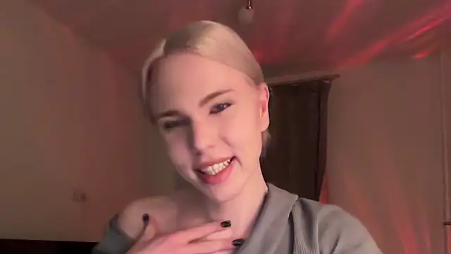 DanielPaige  online show from December 2024 08:58:01 PM