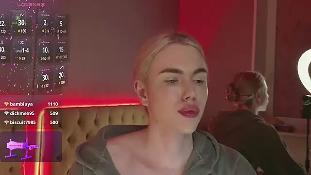 DanielPaige  online show from February 2025 07:33:02 PM