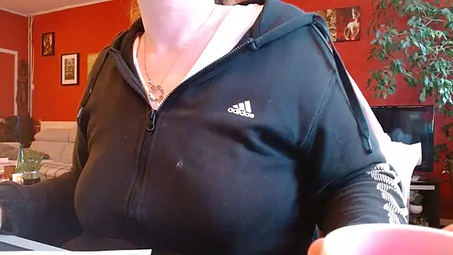 cruellaculdenfer67 online show from April 2026 07:06:02 AM