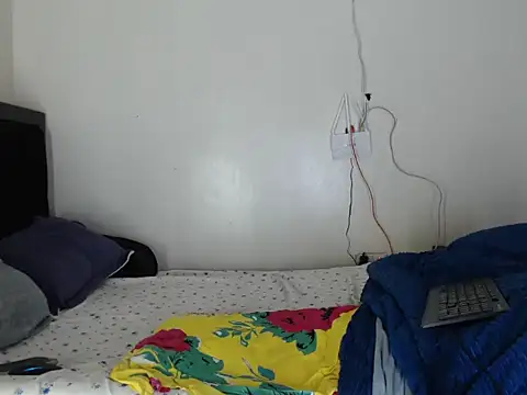 island girls22 online show from September 2025 01:13:01 PM