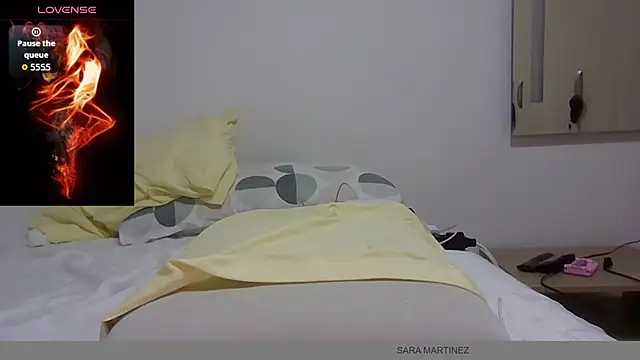 Snapshot of saramartinez1000 chatting on October 2025 03:46:01 PM saramartinez1000 online show from October 2025 03:46:01 PM