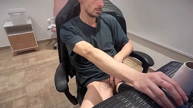 nicolaaaaas online show from September 2025 08:25:01 AM