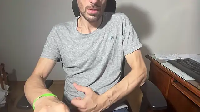 nicolaaaaas online show from March 2026 10:43:02 AM