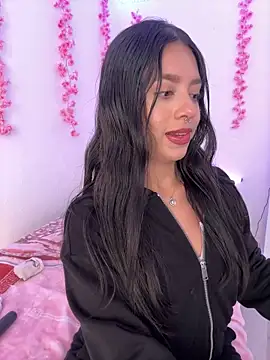 AliceJovovich online show from December 2024 11:55:01 AM