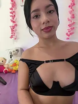 AliceJovovich online show from December 2024 10:56:02 AM