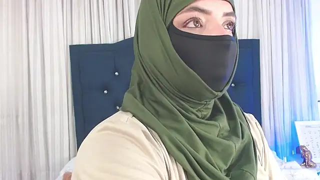 Uzra hayed online show from January 2025 01:29:01 AM