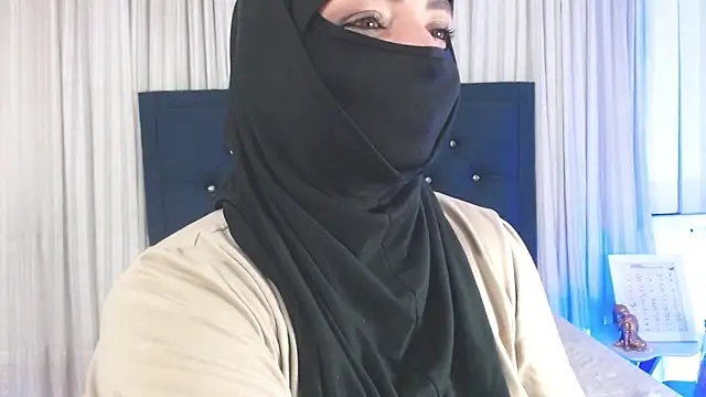 Uzra hayed online show from January 2025 10:51:02 PM