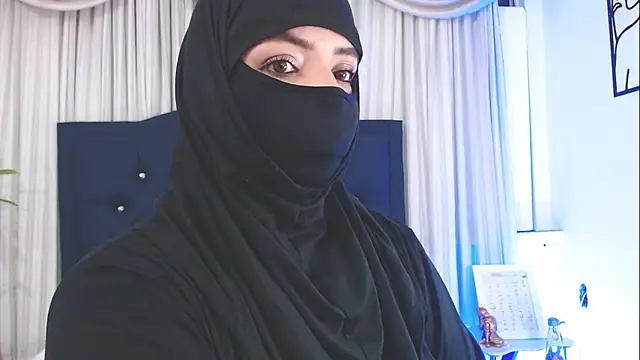 Uzra hayed online show from February 2025 10:31:02 PM