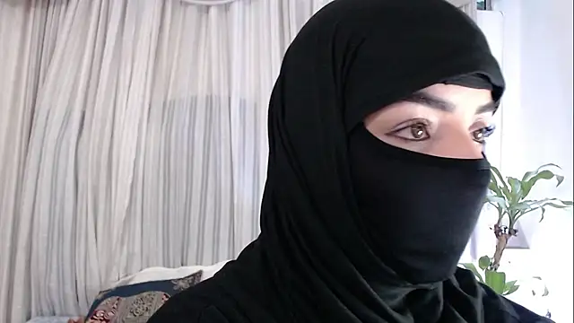 Uzra hayed online show from September 2025 07:39:02 PM