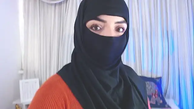 Uzra hayed online show from October 2025 07:33:01 PM