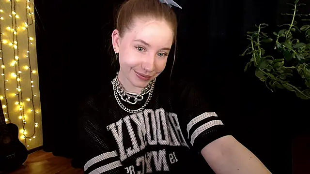 SindiWatsoon online show from September 2025 11:21:01 AM