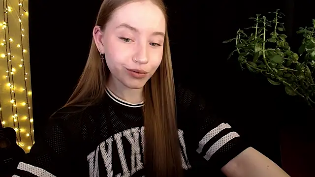 SindiWatsoon online show from September 2025 08:17:01 AM