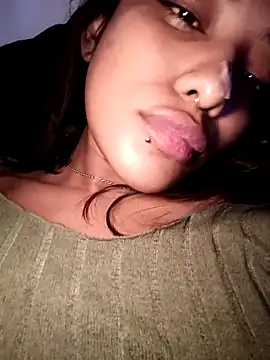 VictoireFeller online show from October 2025 04:13:01 AM