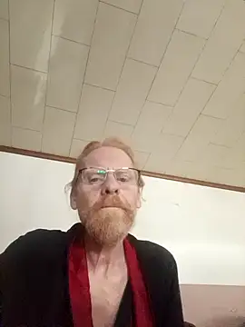 Reddevil240 online show from November 2025 09:31:01 AM