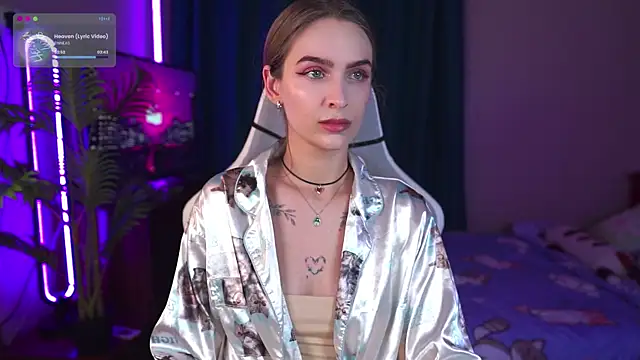 Kamila icee online show from October 2025 06:52:01 PM