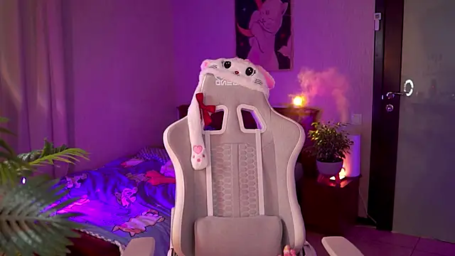 Kamila icee online show from February 2026 08:27:01 PM