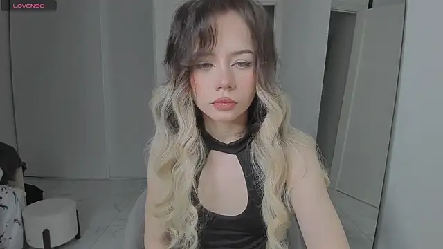 KellyBarton online show from December 2024 06:20:02 PM