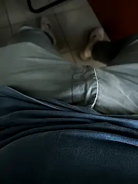 onbifeet online show from December 2025 02:12:02 PM