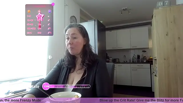 Snapshot of MilfGina chatting on November 2025 08:58:02 AM MilfGina online show from November 2025 08:58:02 AM