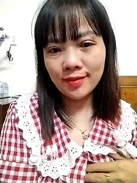 Lady-big91 online show from November 2025 01:35:02 PM