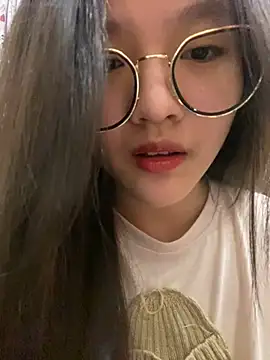 Krixxi22 online show from February 2025 03:14:01 PM