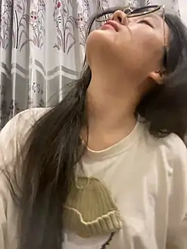 Krixxi22 online show from March 2025 03:28:01 PM