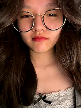 Krixxi22 online show from September 2025 02:19:01 PM