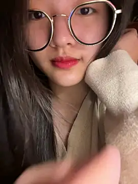 Krixxi22 online show from February 2026 06:48:01 PM