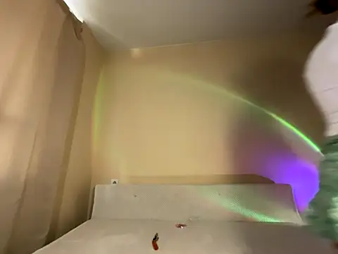 winter  sun online show from September 2025 01:11:02 PM