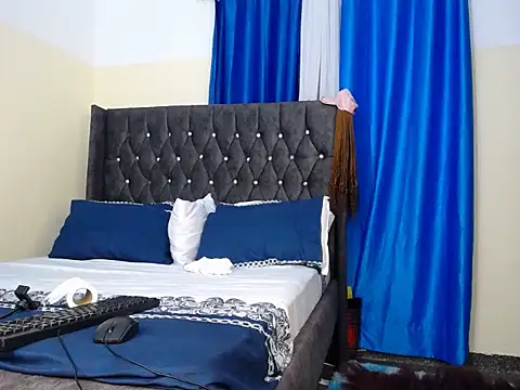 scarletdior online show from November 2025 05:04:01 PM