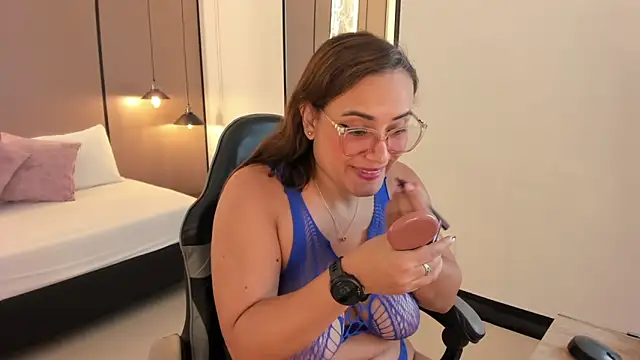 Snapshot of zoe_danae_ chatting on February 2026 01:04:02 PM zoe danae online show from February 2026 01:04:02 PM