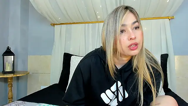 AnnaVictoria   online show from January 2025 03:40:01 AM