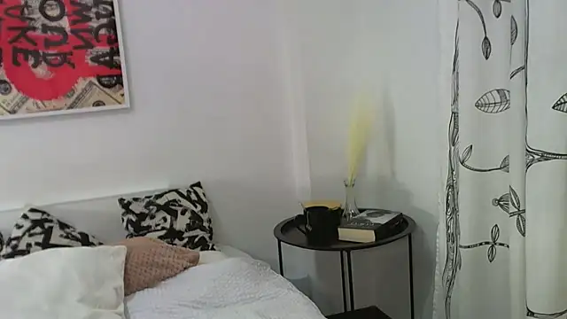 LuanaDess online show from December 2024 09:29:02 PM